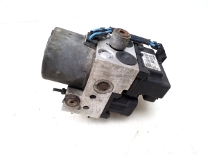 NISSAN Almera Tino V10 (2000–2006) ABS Steuergerät 476604U101 - 2