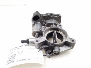  Accelerator valve 