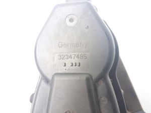 AUDI A4 B8 (2007–2016) Rear brake caliper 8K0615404B - 2