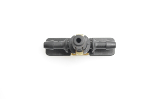 Volkswagen Golf VI (2008–2013) Fuel injector lines - 5