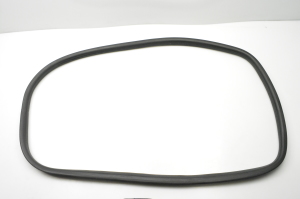  Rear side door sealing rubber 