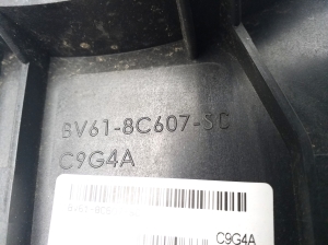 Ford Focus (2011–2018) Vahejahuti radiaator ja selle osad - 4