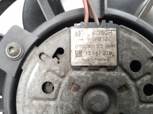 Opel Astra H (2004–2010) Kühlerlüfter und seine Teile 13147279 - 2