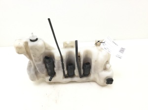 BMW 5 SERIES E39 (1995–2004) Scheibenwaschbehälter vorne und seine Teile - 2