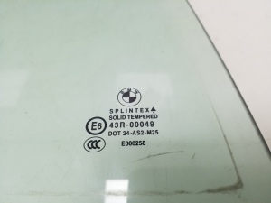 BMW 5 SERIES E60 (2003–2010) Aizmugurējo sānu durvju stikls 51337110636 - 3