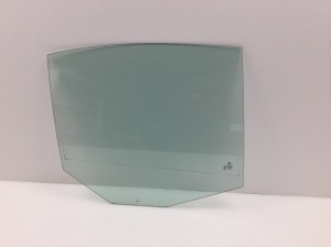 Rear side door glass - 51337110636