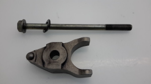  Fuel injector holder 