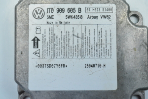 Volkswagen Touran I (2003–2010) Airbagsteuergerät 1T0909605B - 3