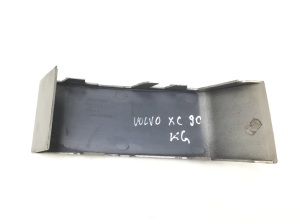 VOLVO XC90 (2002–2014) Rear corner light trim 8620819 - 4