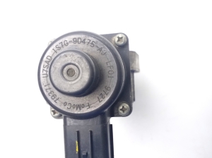  EGR valve 