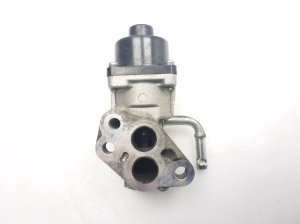  EGR valve 