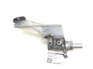NISSAN Qashqai (2006–2013) Piduri peasilinder 0204Y24277 - 2