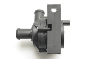 Volkswagen Passat B8 (2014–2023) Zusatzwasserpumpe 5Q0965567 - 5