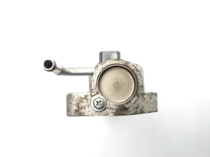  EGR valve 