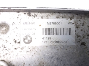BMW 5 SERIES E60 (2003–2010) Õlijahuti M3788001 - 2