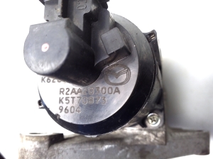  EGR valve 