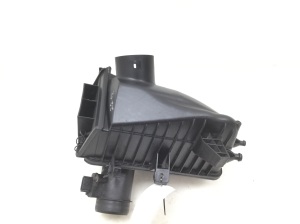 NISSAN Qashqai (2006–2013) Luftfiltergehäuse 1021725S01 - 3