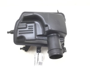 NISSAN Qashqai (2006–2013) Luftfiltergehäuse 1021725S01 - 4