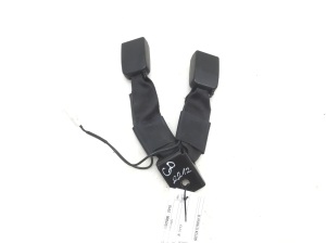 NISSAN Qashqai (2006–2013) Aizmugurējā drošības jostas sprādze 88862JD10A - 3