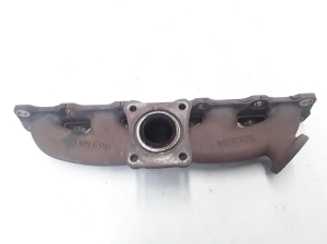  Exhaust manifold 