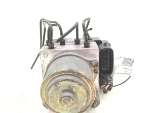 Mitsubishi Pajero Sport I (1996–2009) ABS Steuergerät 445104060 - 2