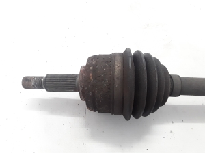 RENAULT Scenic (2009–2015) Front drive shaft and its parts 8201030262 - 2