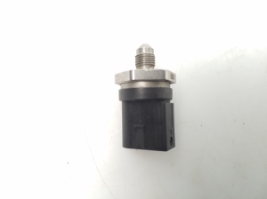 Kraftstoffhochdrucksensor - 06H906051G