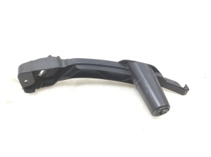  Front bumper bracket 