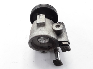 RENAULT Scenic (1996–2003) Power steering pump 7700437179 - 2