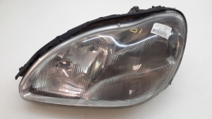 Mercedes Benz S-Class 220 (1998–2005) Scheinwerfer vorne A2208200161