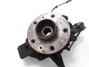 RENAULT Scenic (2009–2015) Front wheel hub 400150083R - 2