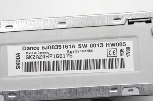 Skoda Fabia MK 2 (2007–2014) Radio (head unit) 5J0035161A - 4