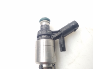  Fuel injector 