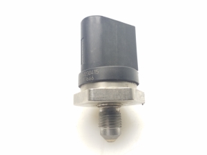  High pressure fuel line sensor 