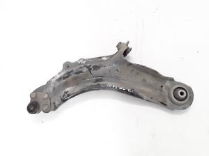 Bras de suspension avant - 8200586567