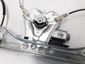 RENAULT Clio III (2005–2012) Priekšējo durvju logu pacēlājs 8200843592 - 2