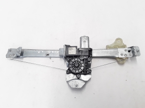 Fensterheber an der Vordertür - 807018534R
