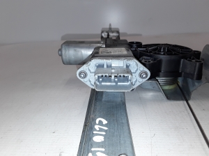 RENAULT Clio IV (2012–2019) Front door window regulator 807018534R - 3