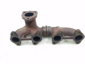   Exhaust manifold 