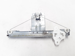 RENAULT Clio IV (2012–2019) Rear side door window regulator 827003722R - 4