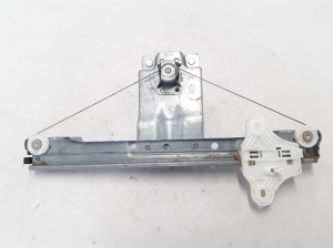 RENAULT Clio IV (2012–2019) Rear side door window regulator 827003722R - 2