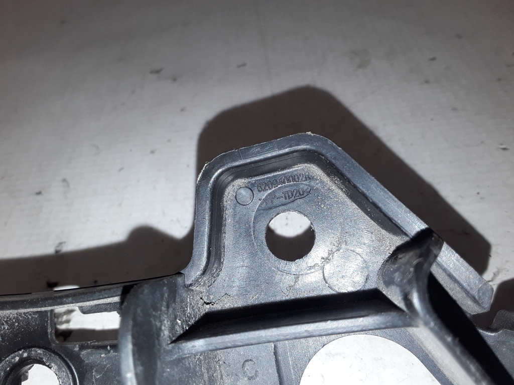 RENAULT Megane 3 generation (2008-2020) Front Right Bumper Bracket 620940002R 22309185