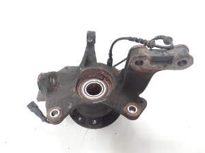 RENAULT Megane III (2008–2016) Front wheel hub 400150083R - 2