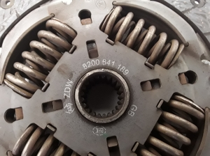  Clutch plate 