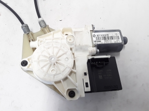 RENAULT Megane III (2008–2016) Rear side door window regulator 827210003R - 3