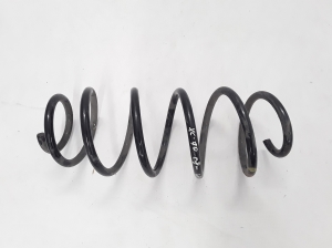 VOLVO XC70 (2007–2016) Front spring 30748220 - 3