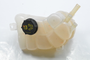 Ford Mondeo V (2014–2018) Coolant reservoir DG938A080B - 2