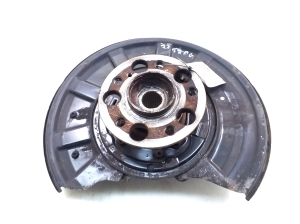  Rear hub 