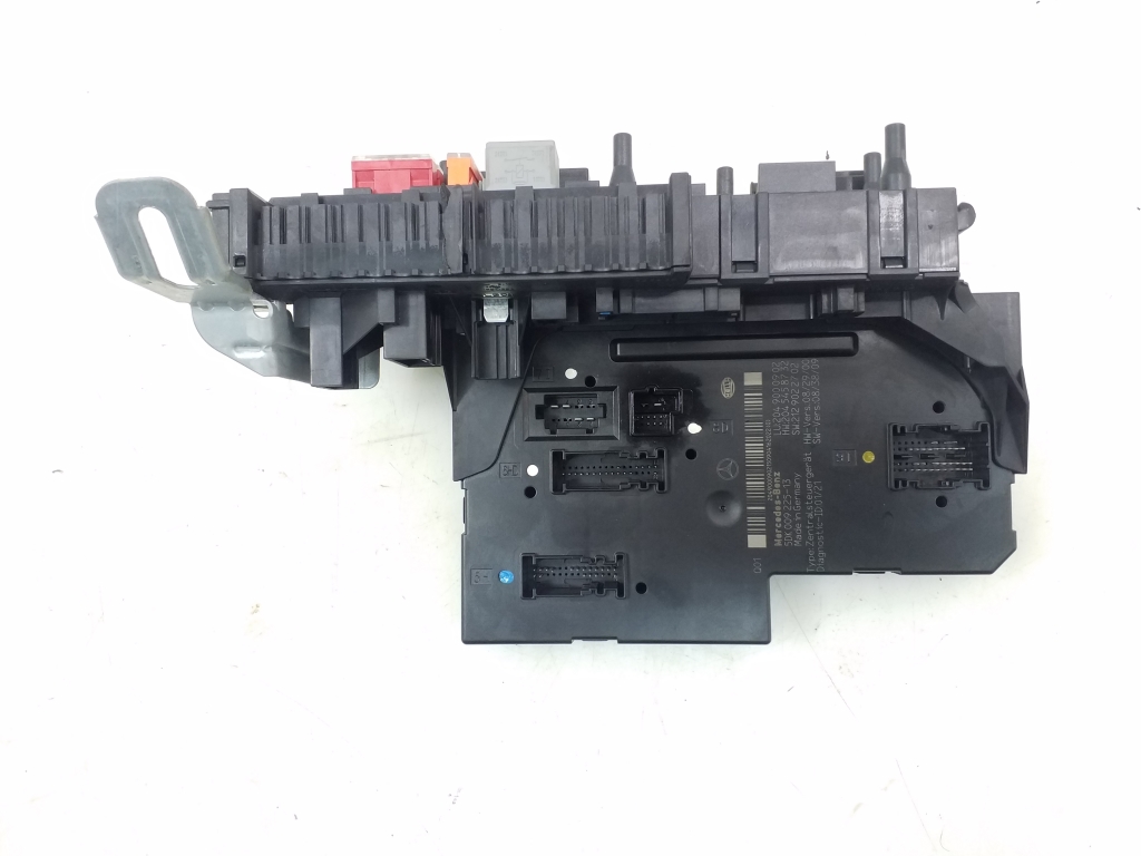 MERCEDES-BENZ C-Class W204/S204/C204 (2004-2015) Fuse box A2049000902 20361985