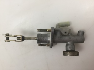 NISSAN X-Trail T30 (2001–2007) Siduri peasilinder 30610-5M000 - 2